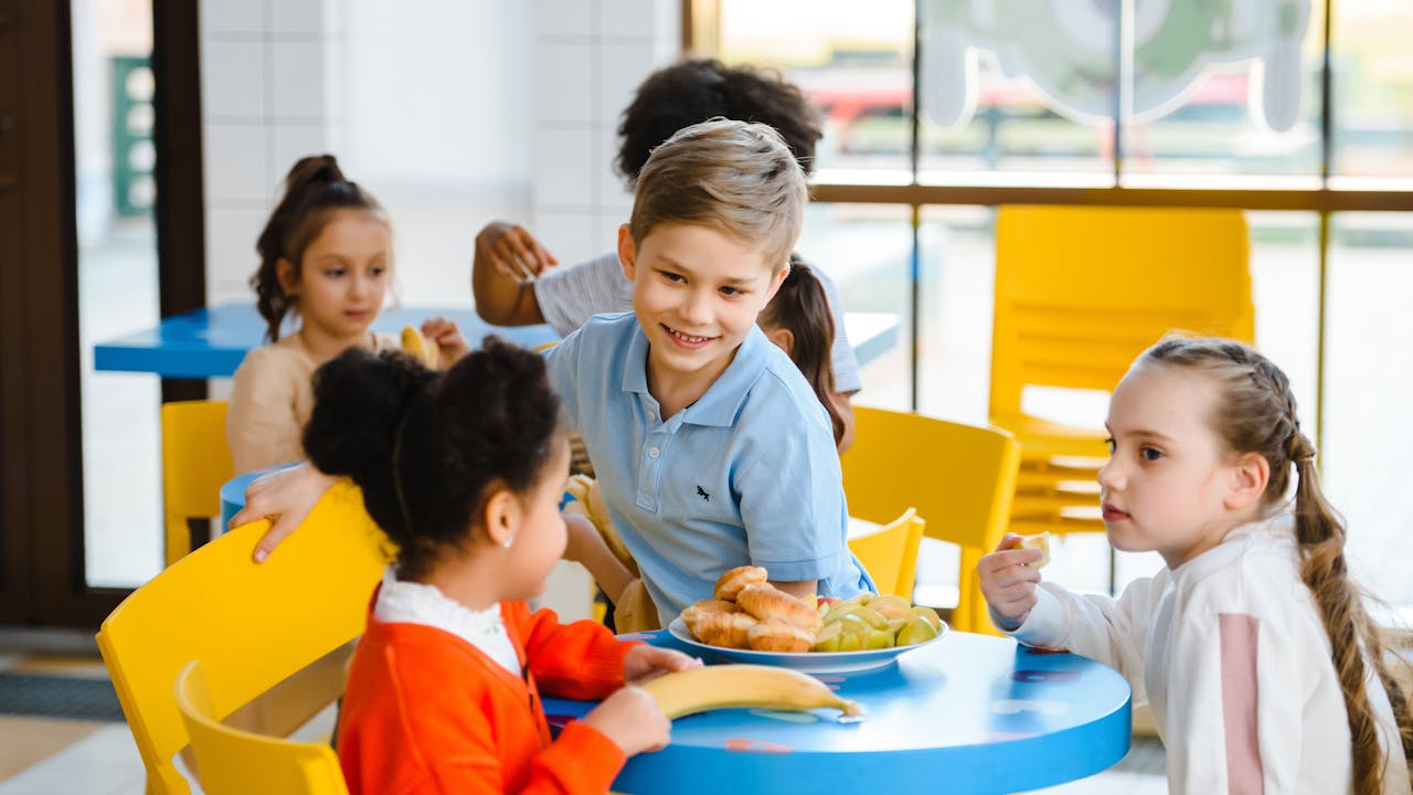 Accueil périscolaire : tout comprendre (matin, soir, cantine, étude)